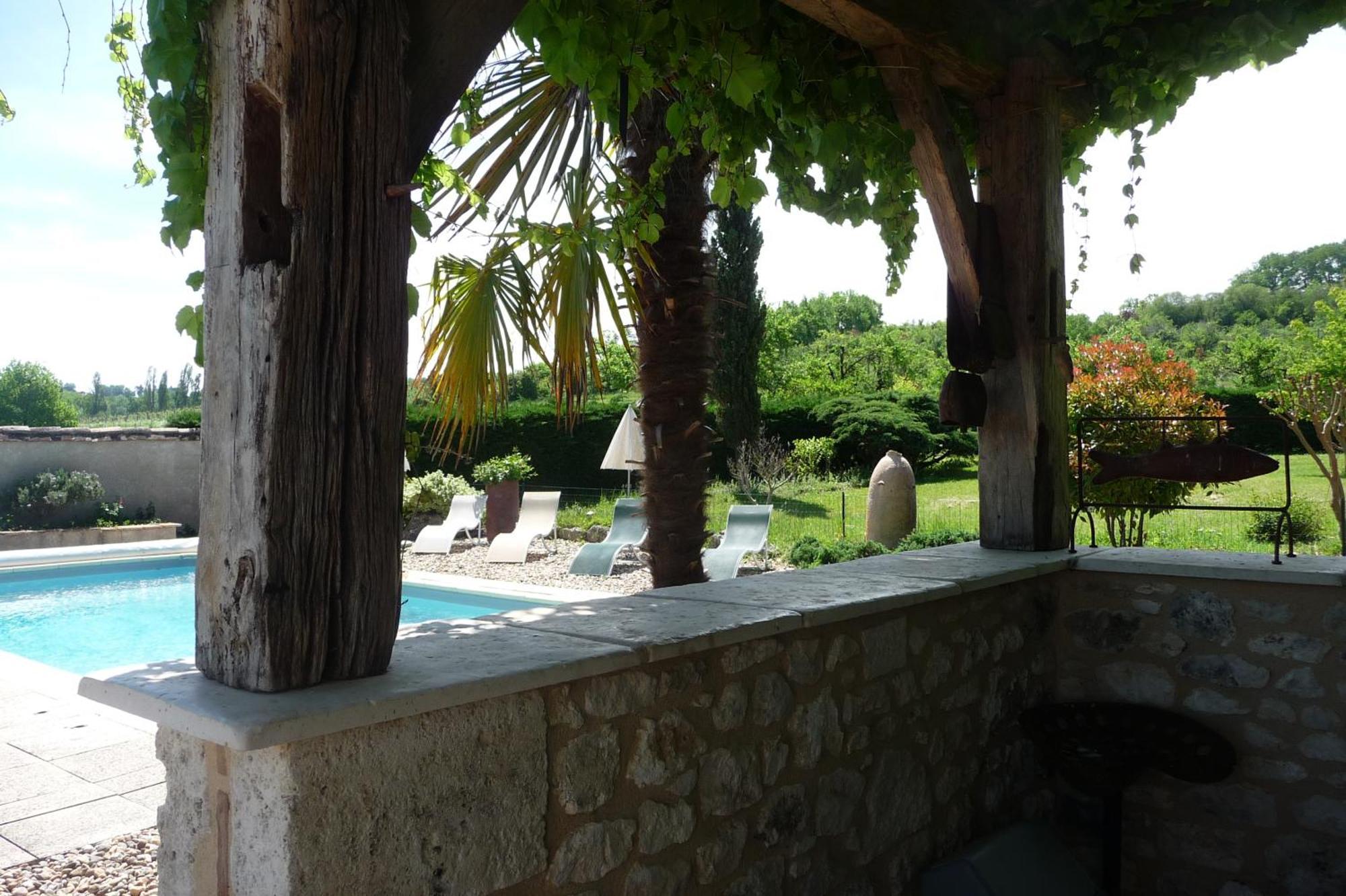 Bed and Breakfast Domaine De La Queyssie Saussignac Экстерьер фото