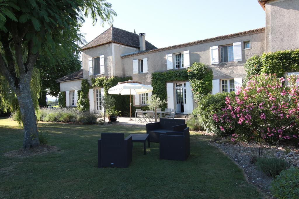 Bed and Breakfast Domaine De La Queyssie Saussignac Экстерьер фото